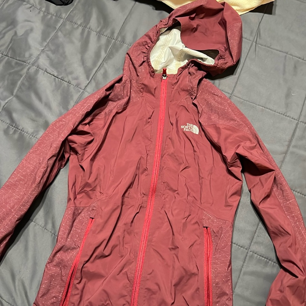 North face wind breaker